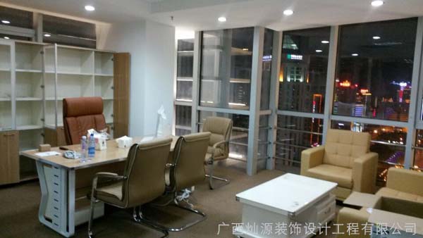 �ό��b�˾ʩ������