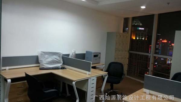 �ό��b�˾ʩ������