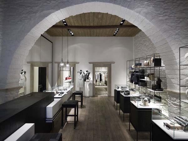 �ό����b���O(sh��)Ӌ(j��)֮ƽ���н��������ꐳ��£��NԴ�bپW(w��ng)0771-5858116