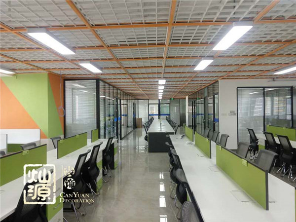 �ό����֘��b��