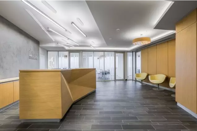 �ό��b�޹�˾