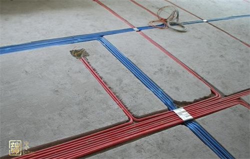 �ό��b�˾ǰ��λ