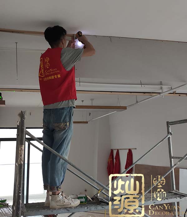 �b��ʩ���F���D