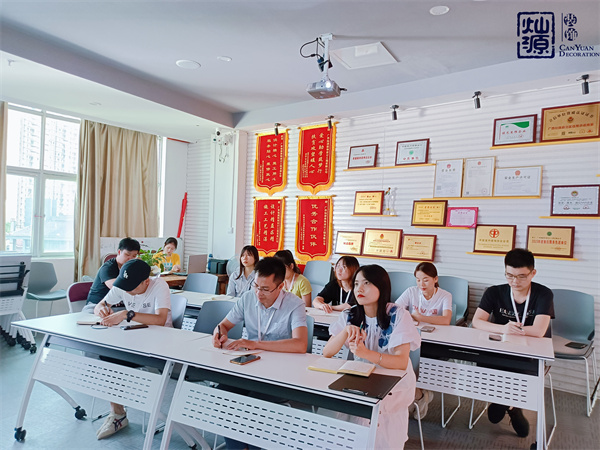 燦源裝飾員工技能培訓(xùn)會(huì)抓拍 燦源裝飾員工技能培訓(xùn)會(huì)抓拍